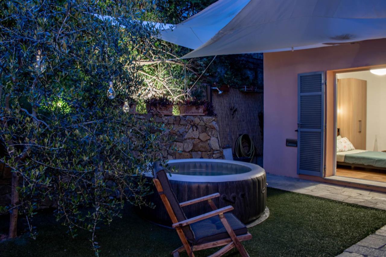 H11 Country Lux - Jacuzzi - Sanremo - Garden Apartment Luaran gambar